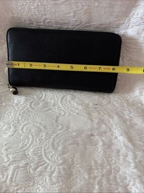 Initials Inc Black Leather Zip Wallet with Silver Pull